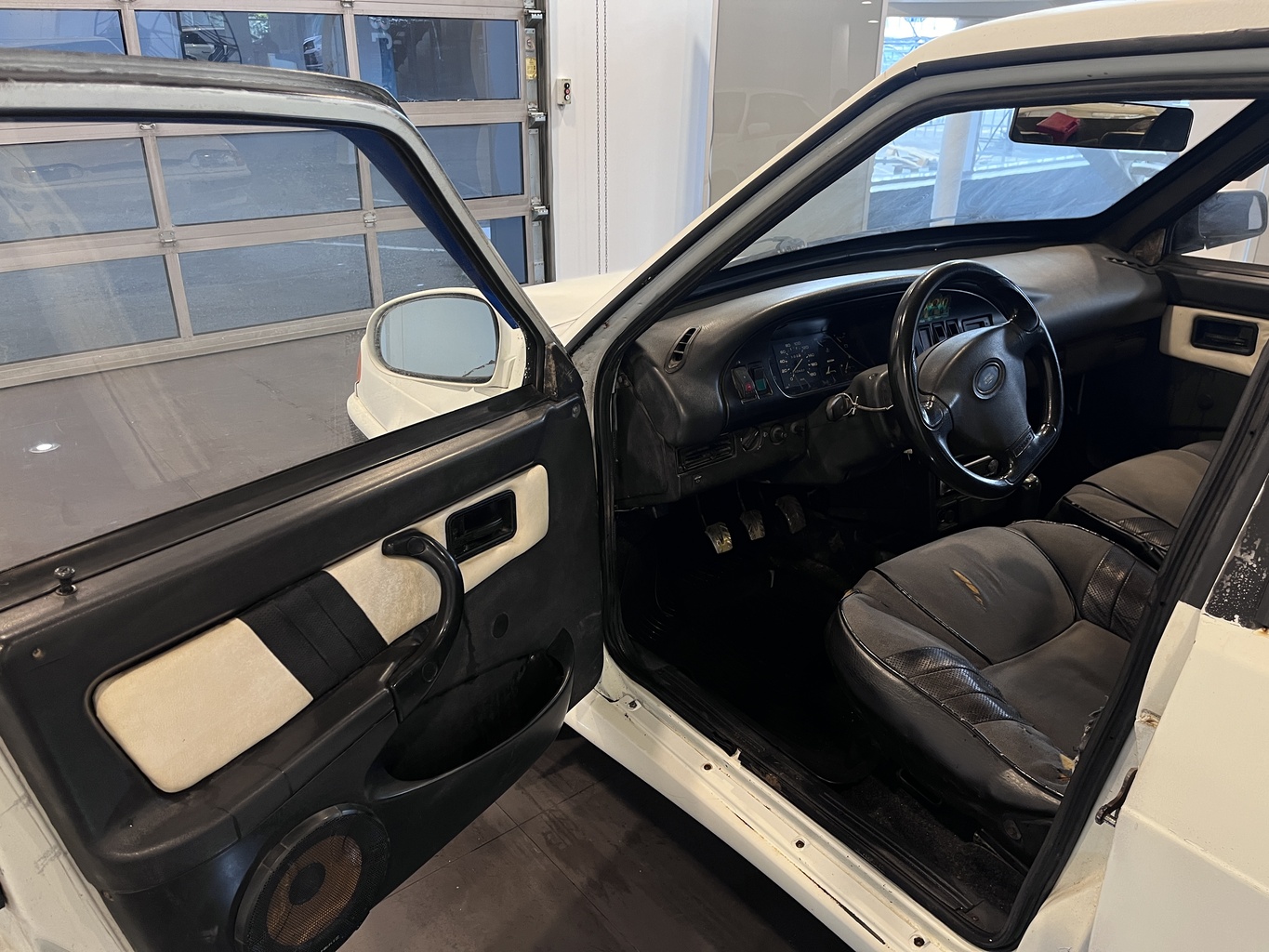 LADA 2115