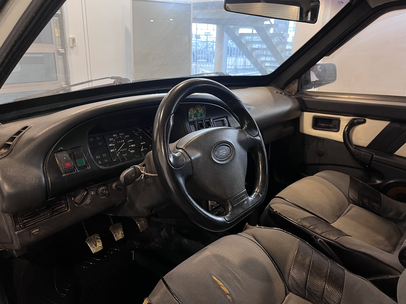LADA 2115