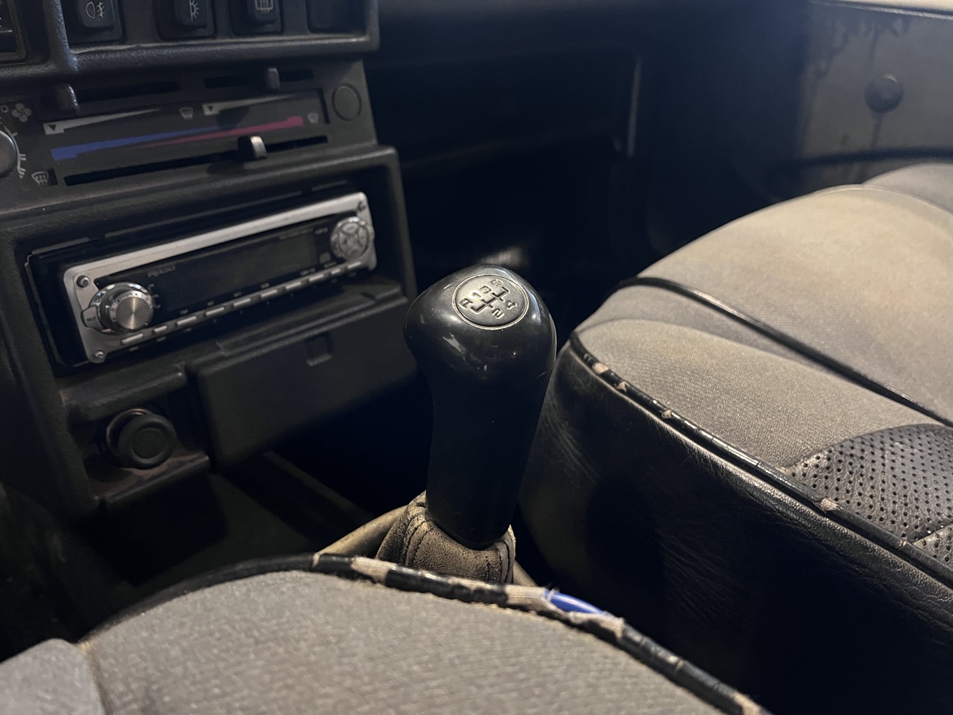LADA 2115
