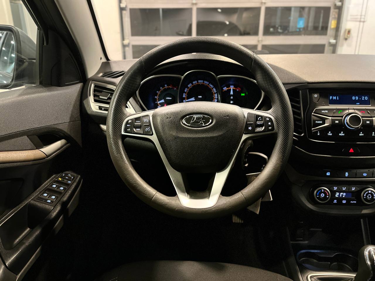 LADA VESTA