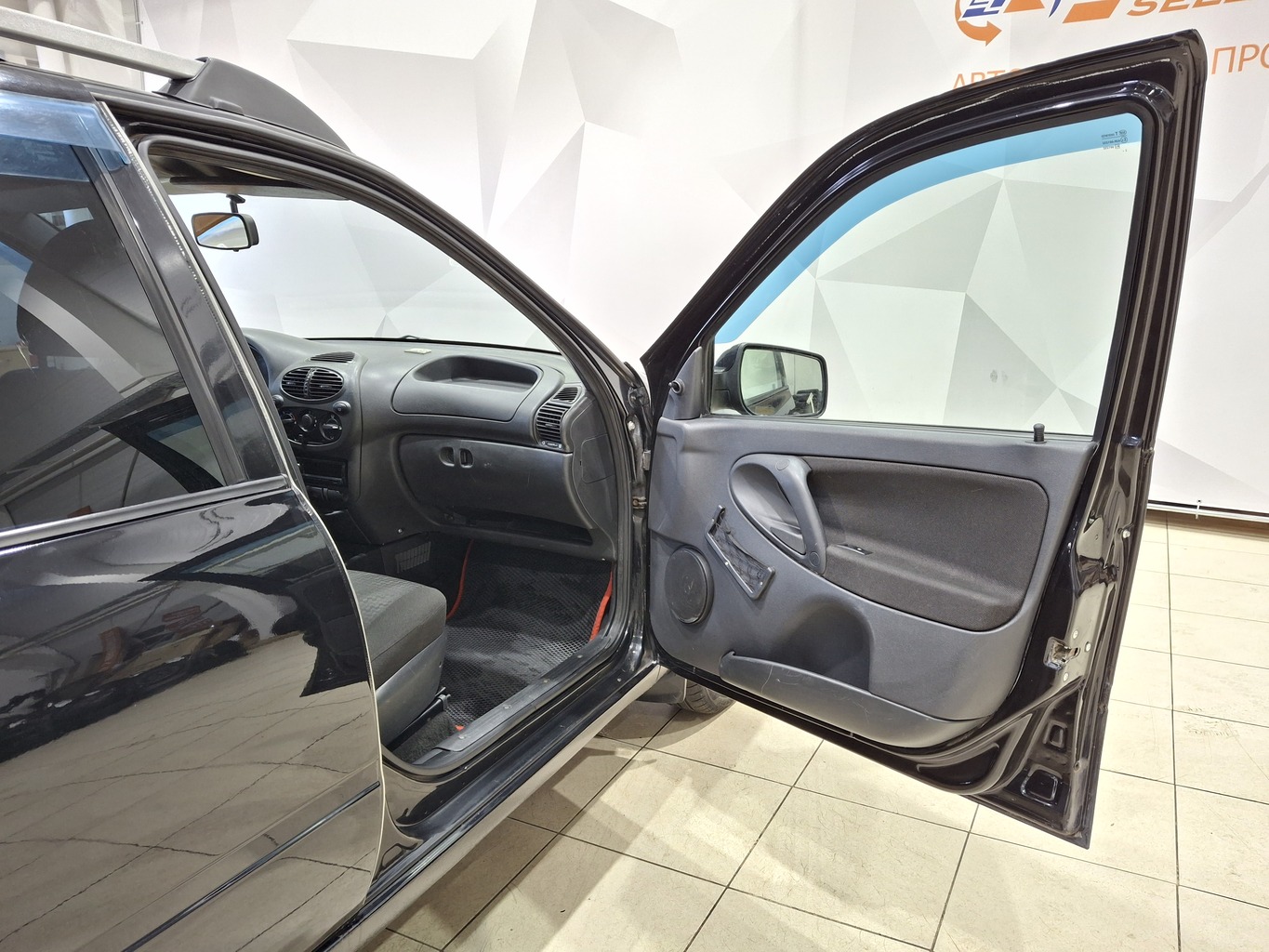 LADA KALINA