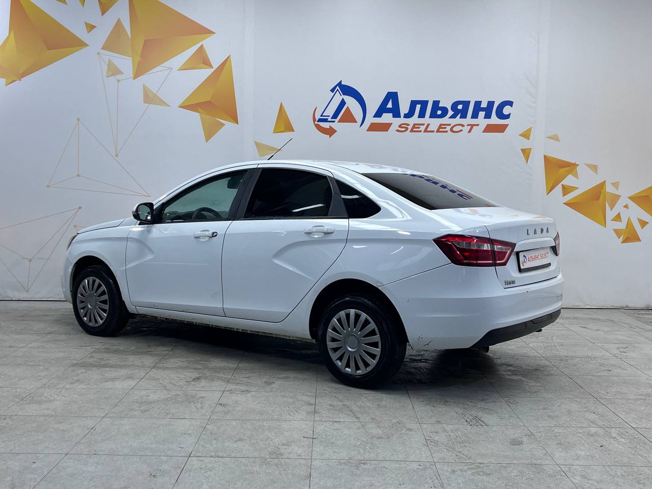 LADA VESTA