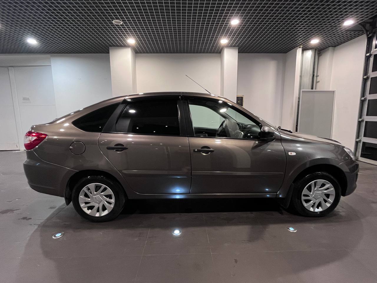 LADA GRANTA