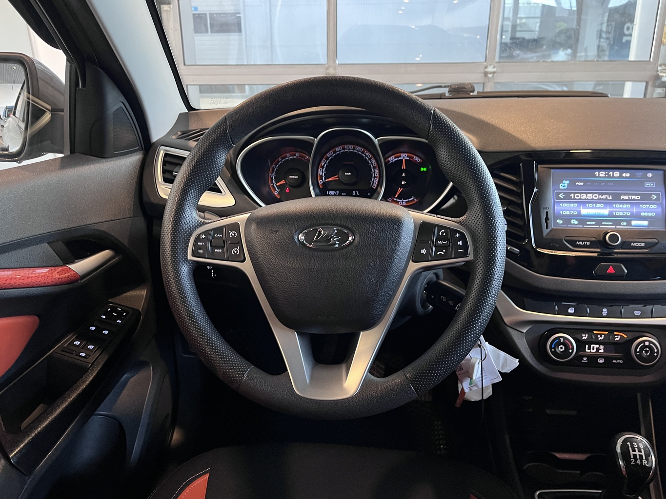 LADA VESTA