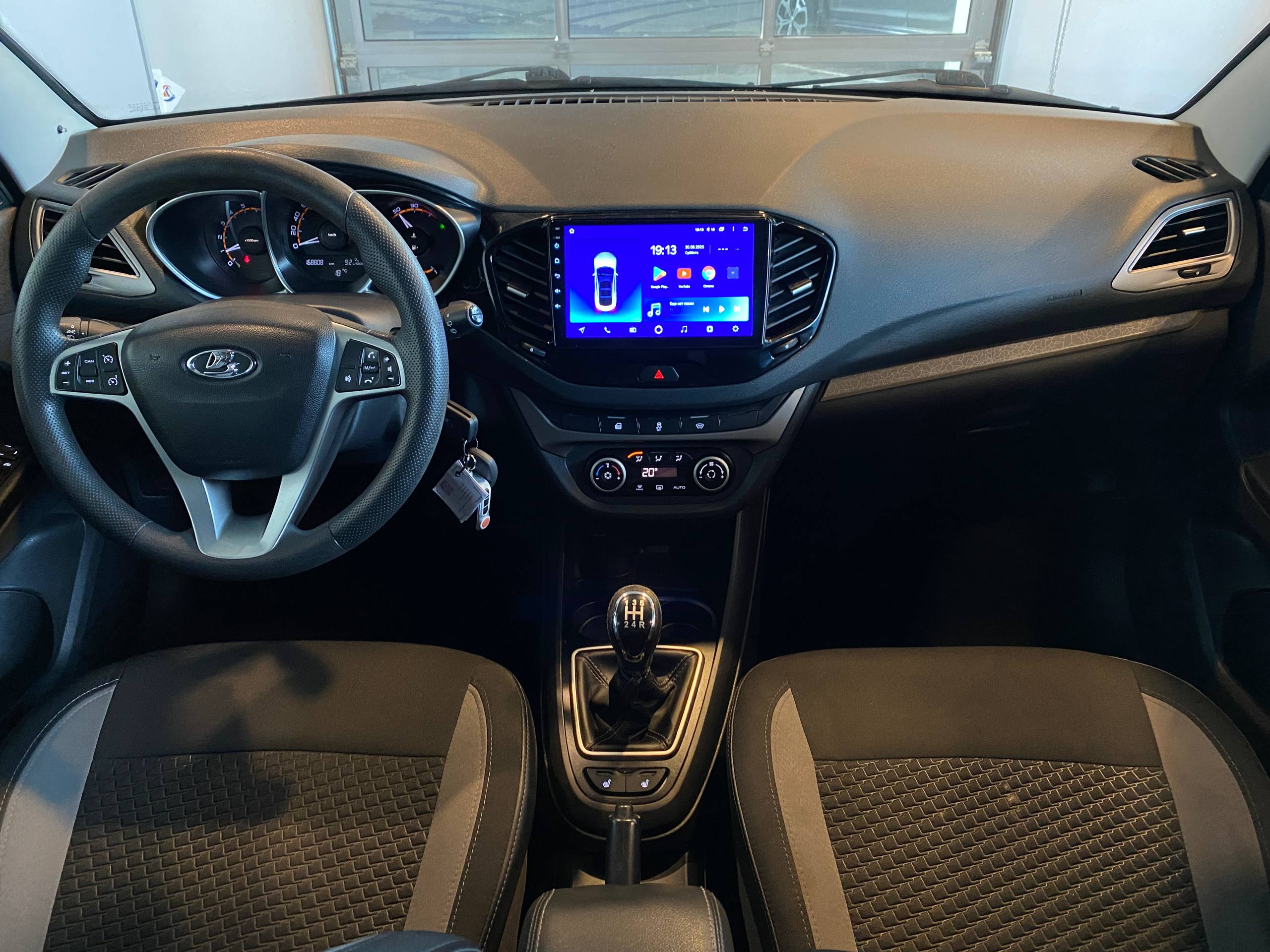 LADA VESTA