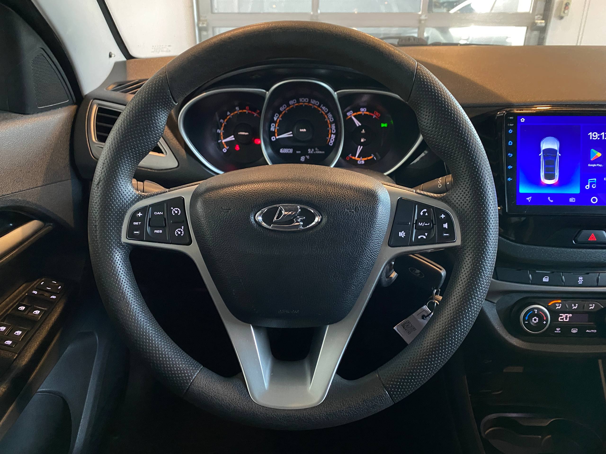LADA VESTA