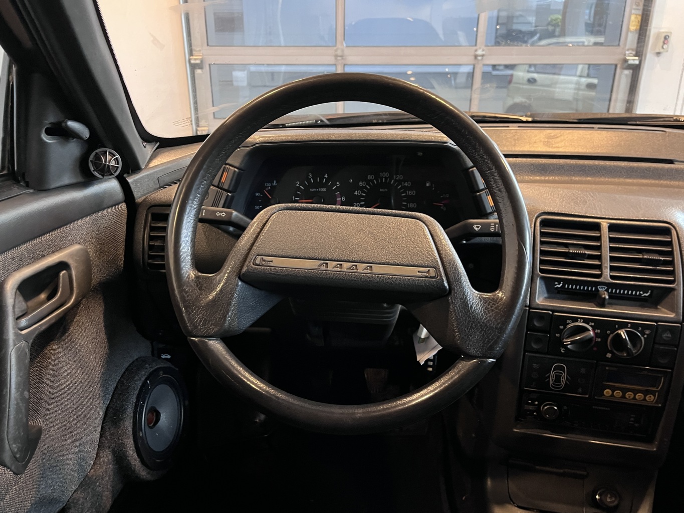 LADA 2112