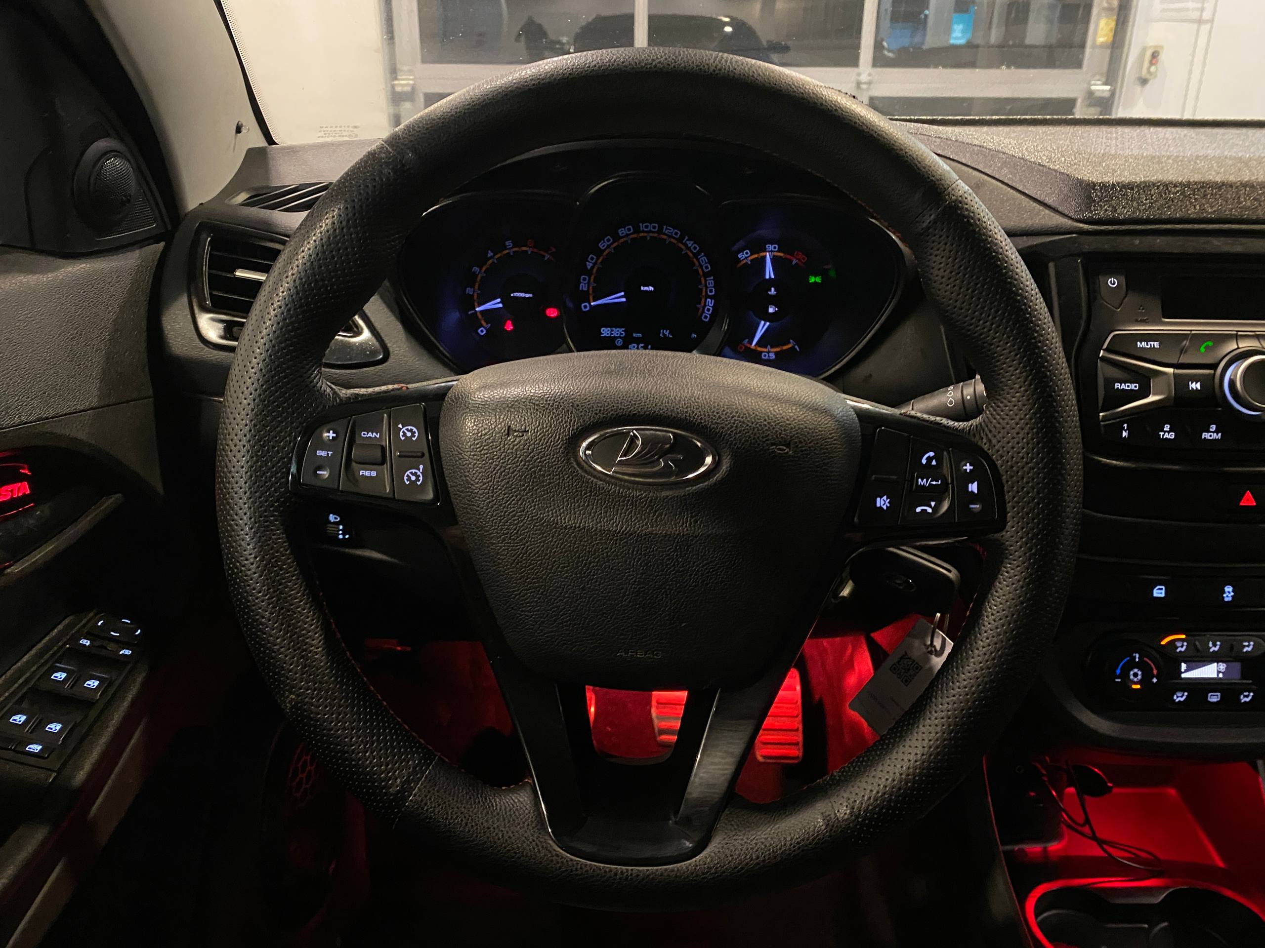 LADA VESTA