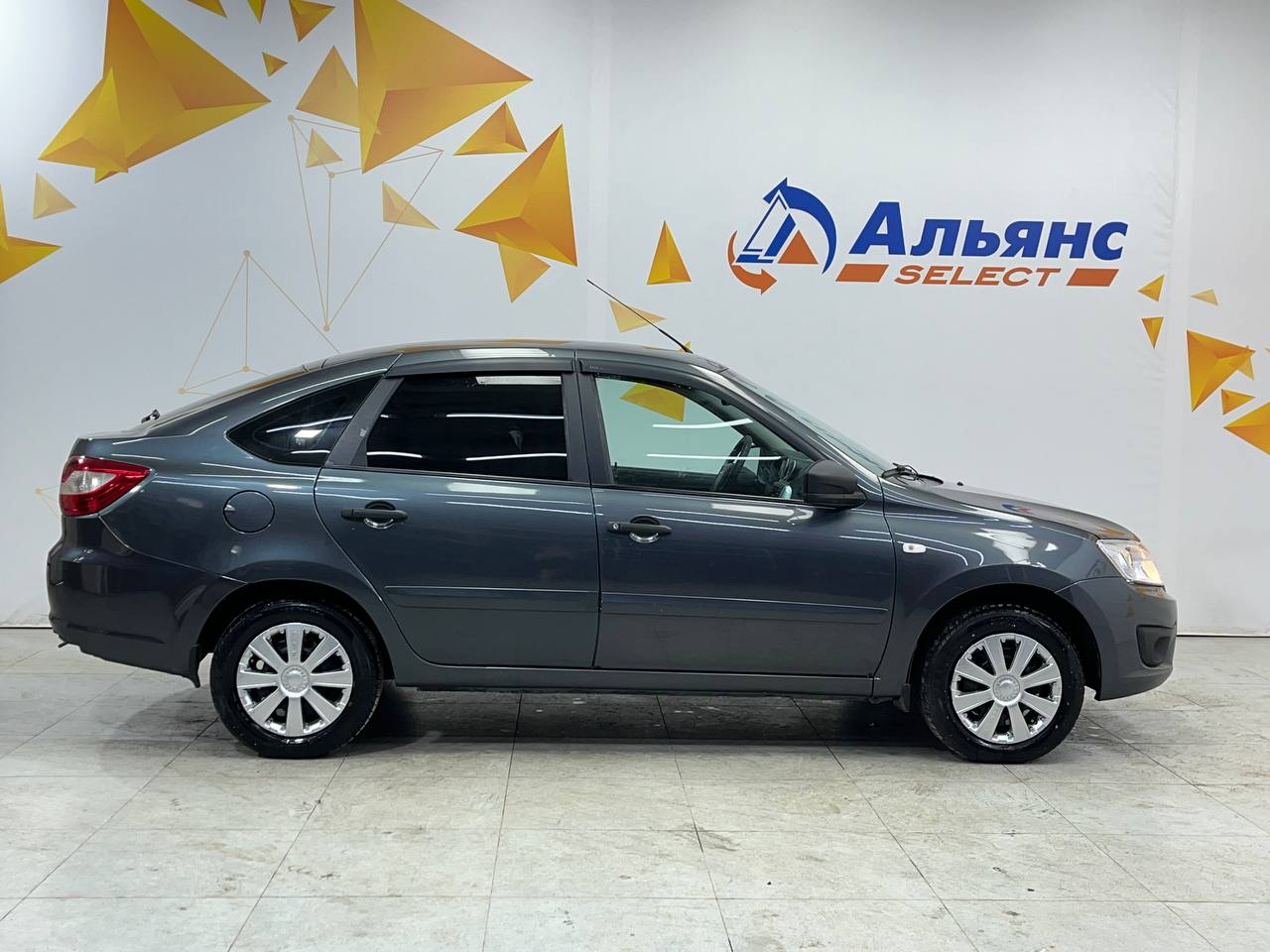 LADA GRANTA