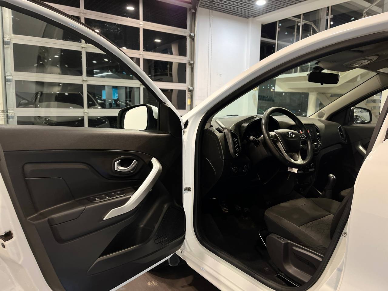 LADA XRAY