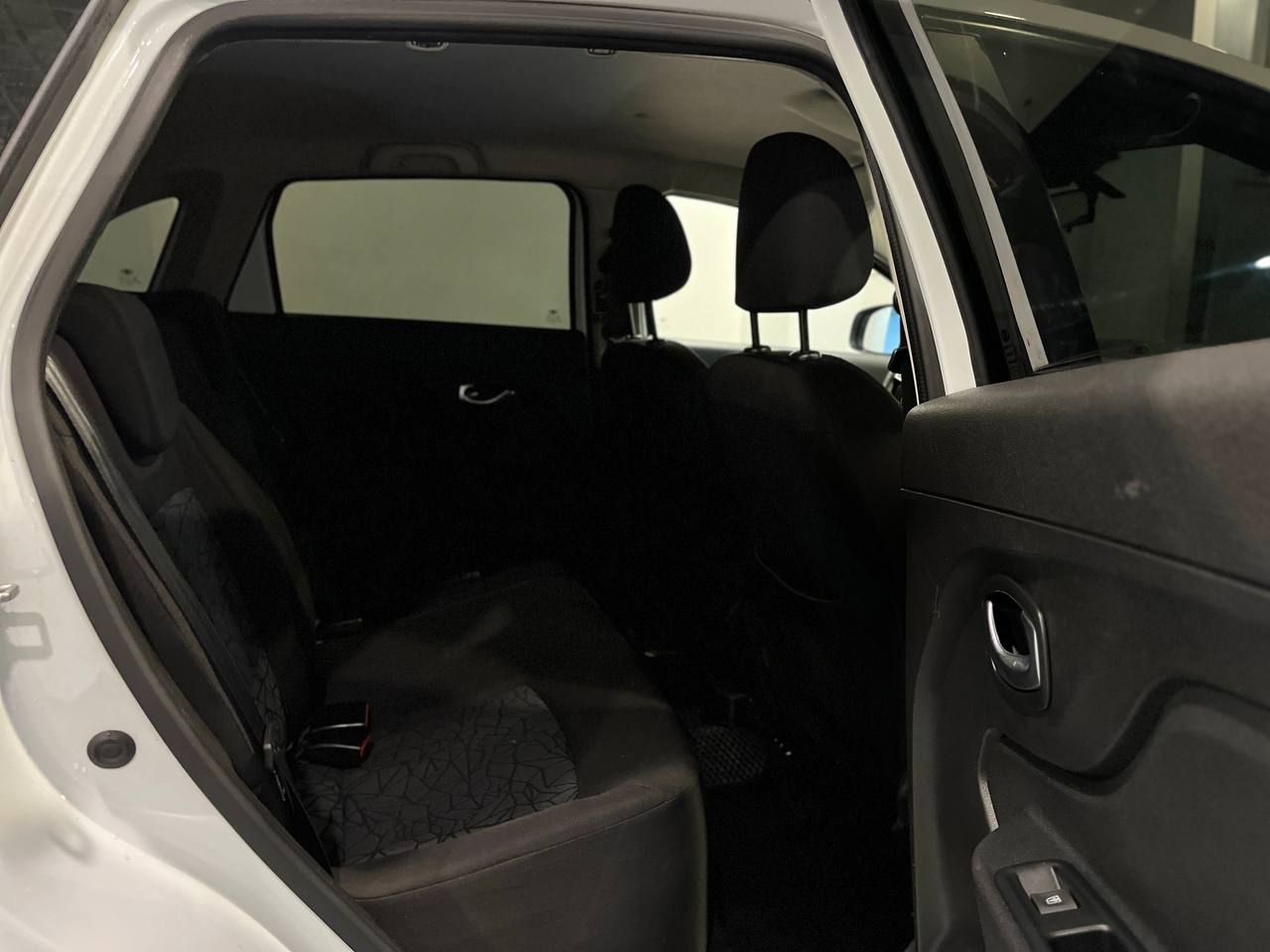 LADA XRAY