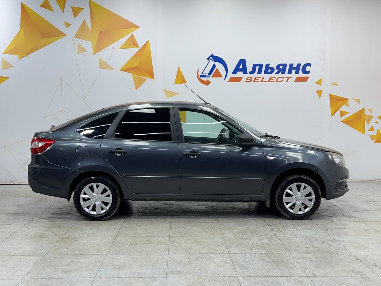 LADA GRANTA