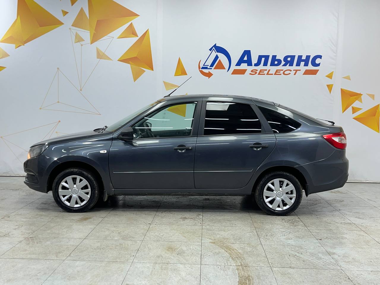 LADA GRANTA