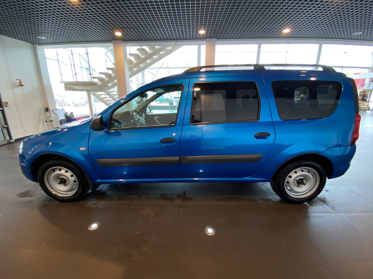 LADA LARGUS