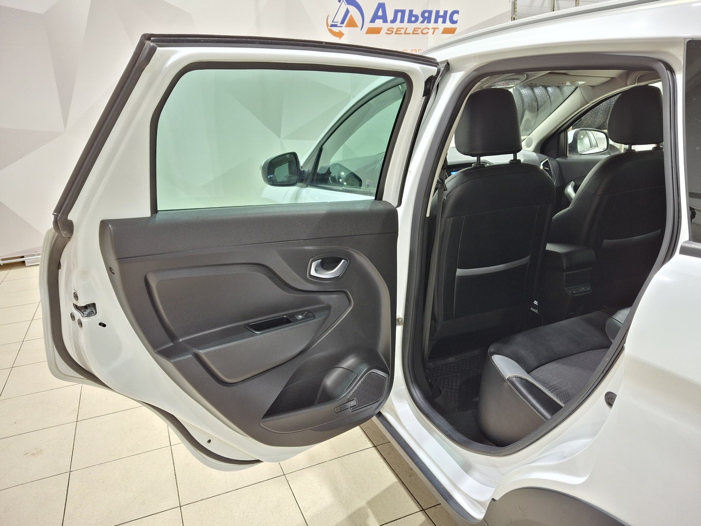 LADA XRAY