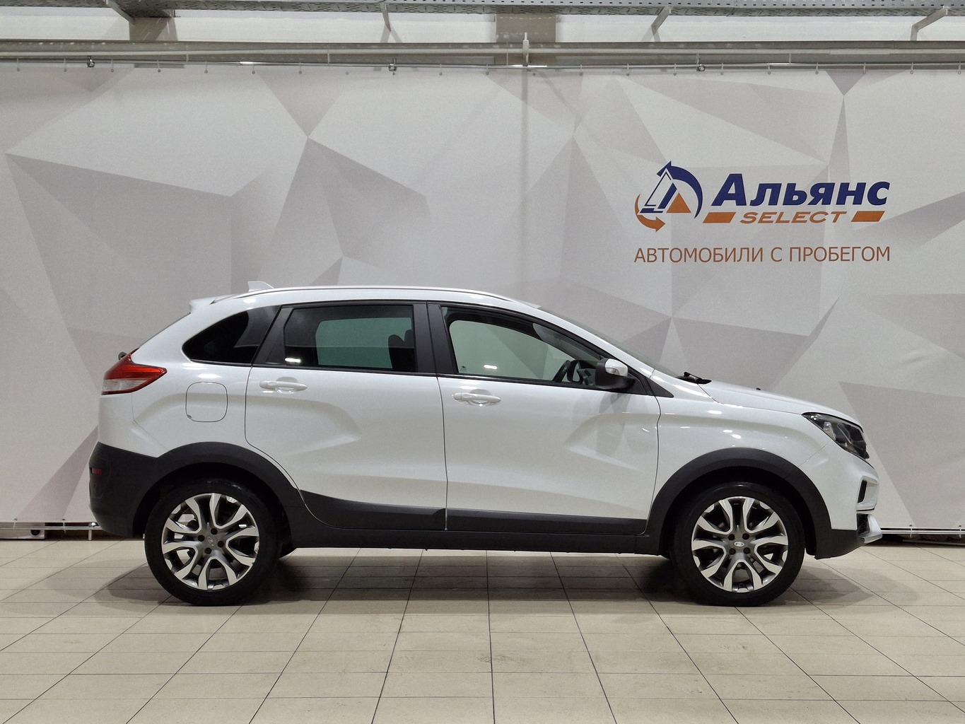 LADA XRAY