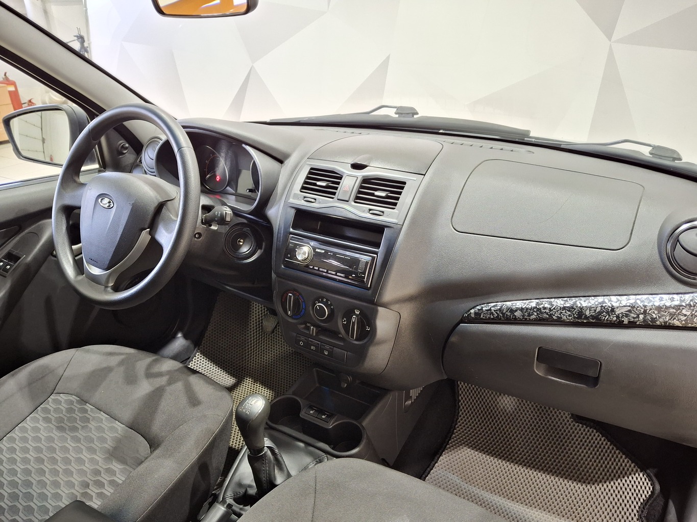 LADA GRANTA