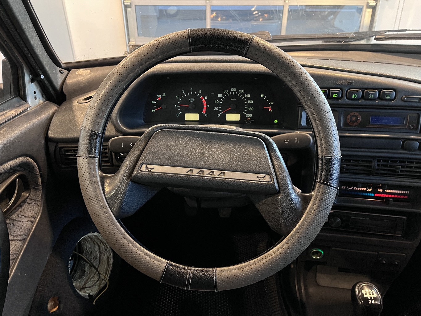 LADA 2115