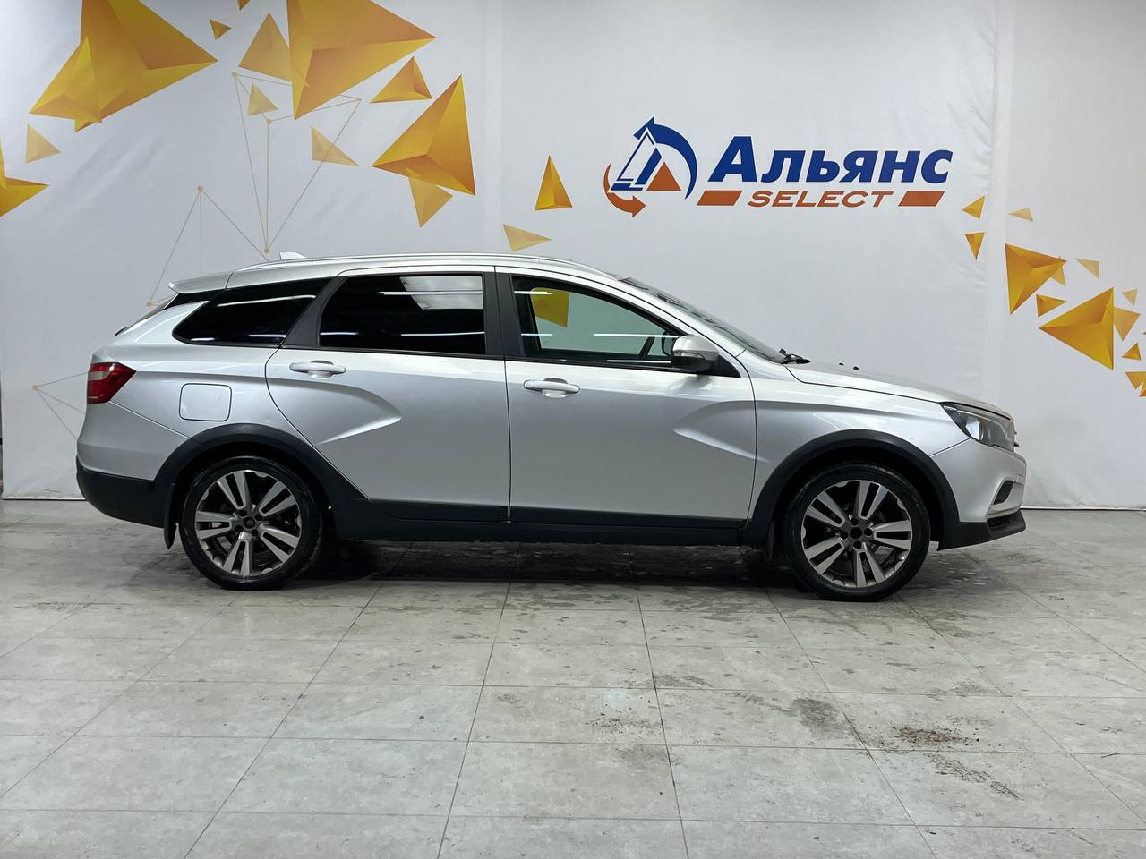 LADA VESTA