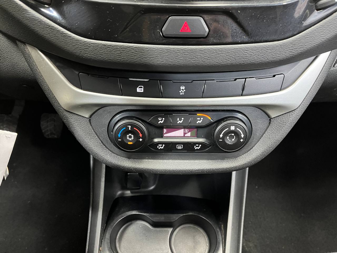 LADA VESTA