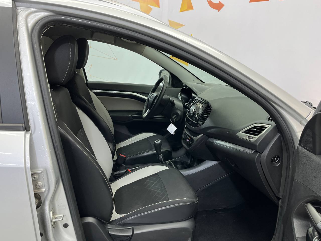 LADA VESTA