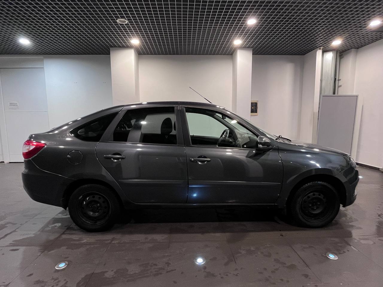 LADA GRANTA