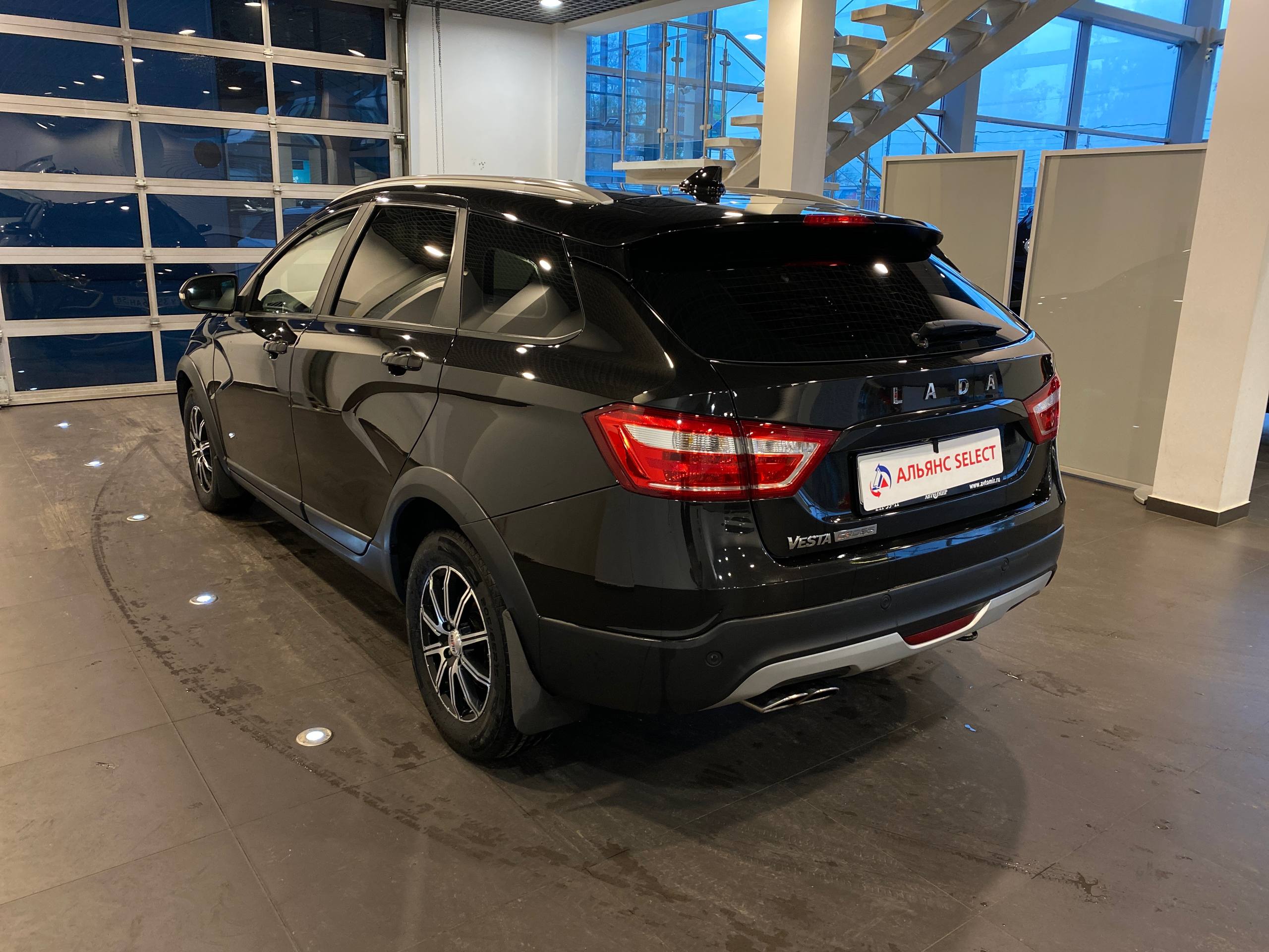LADA VESTA