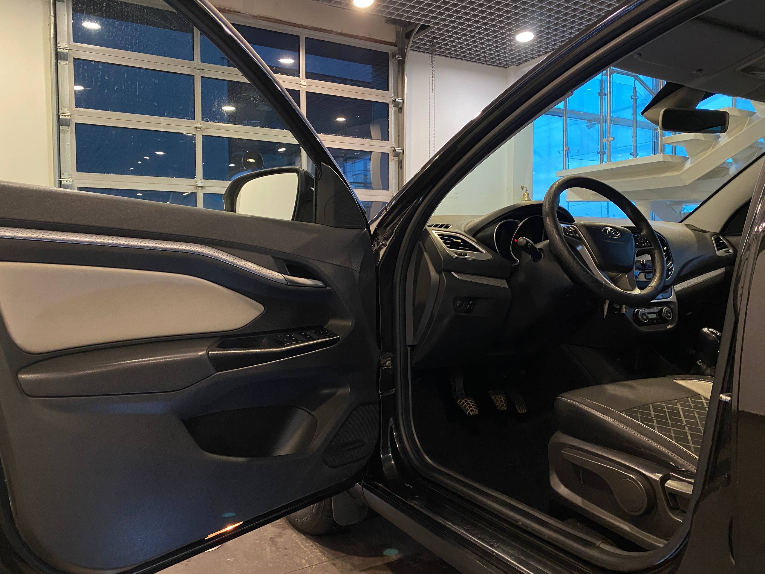 LADA VESTA