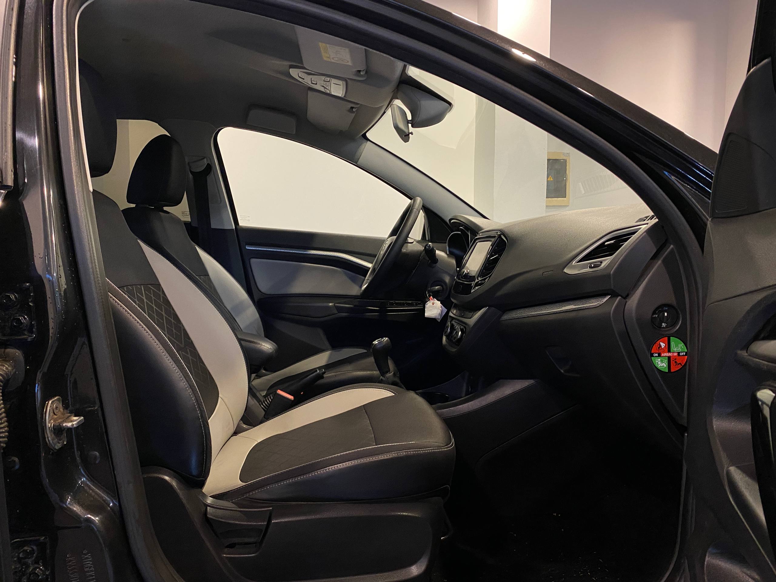 LADA VESTA