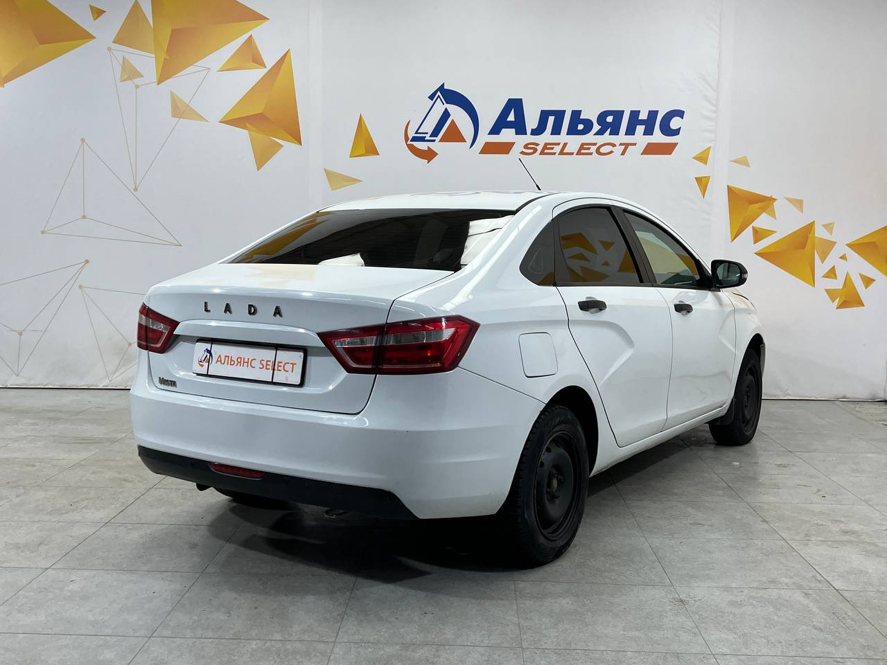 LADA VESTA