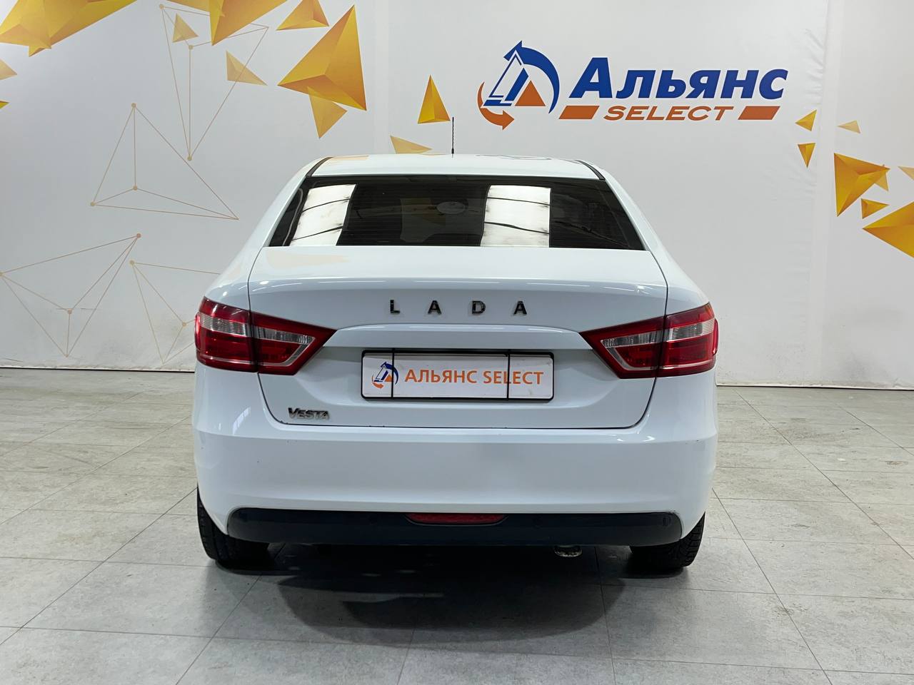 LADA VESTA