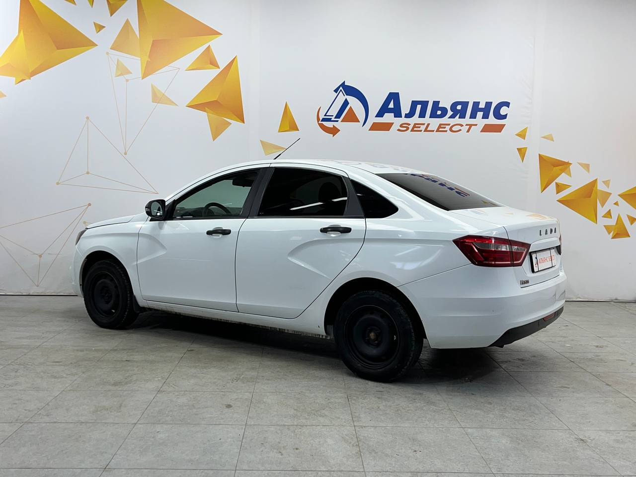 LADA VESTA