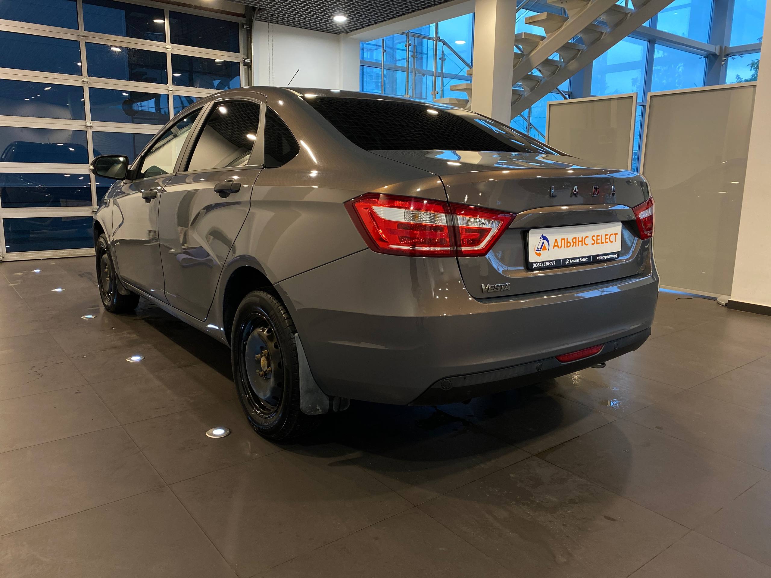 LADA VESTA