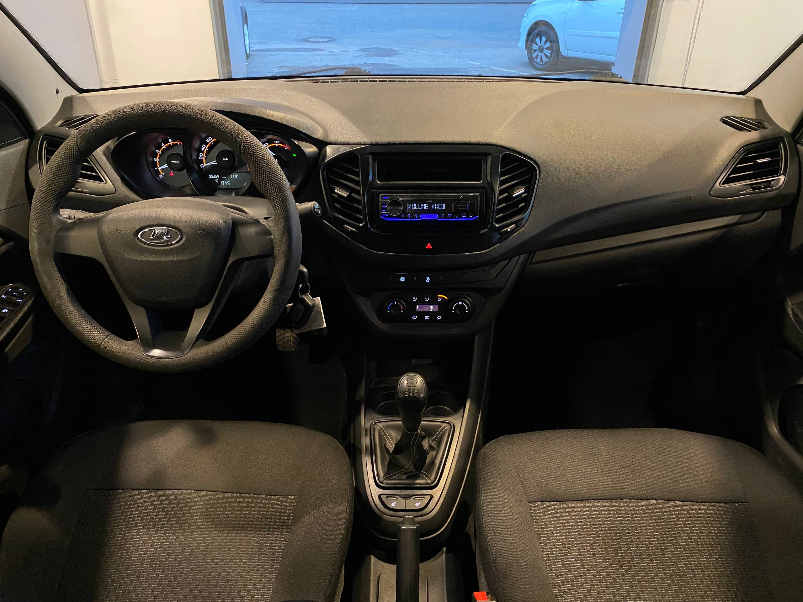 LADA VESTA