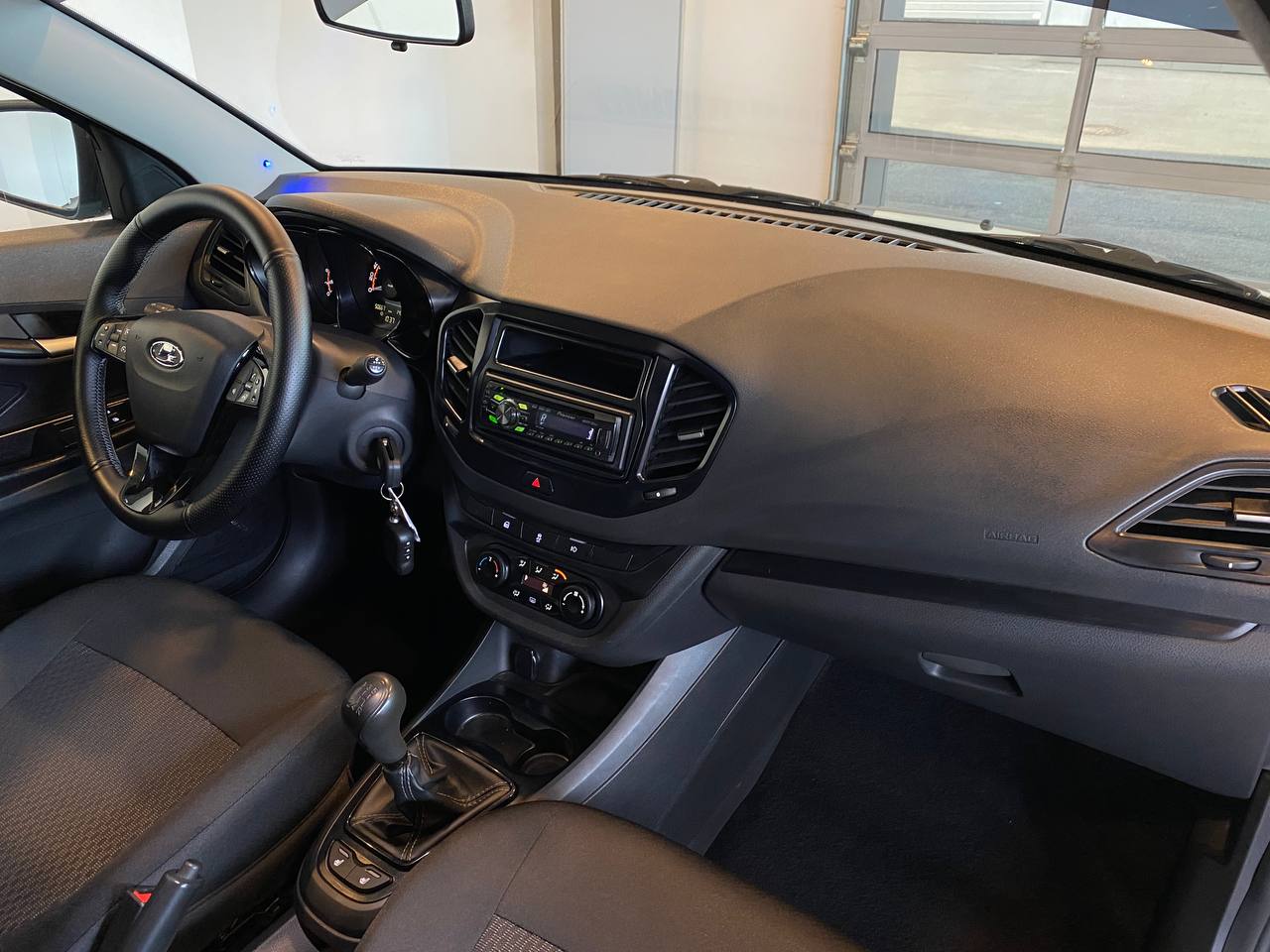 LADA VESTA