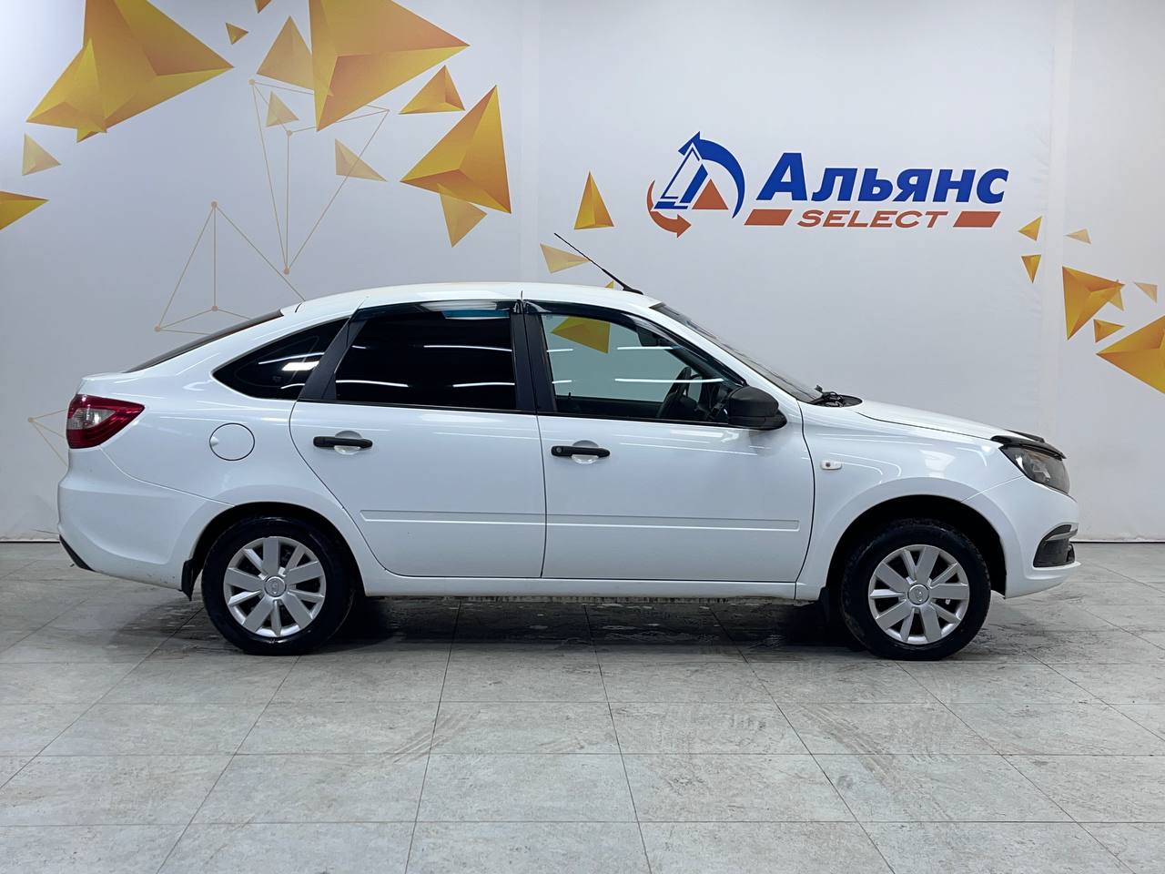 LADA GRANTA