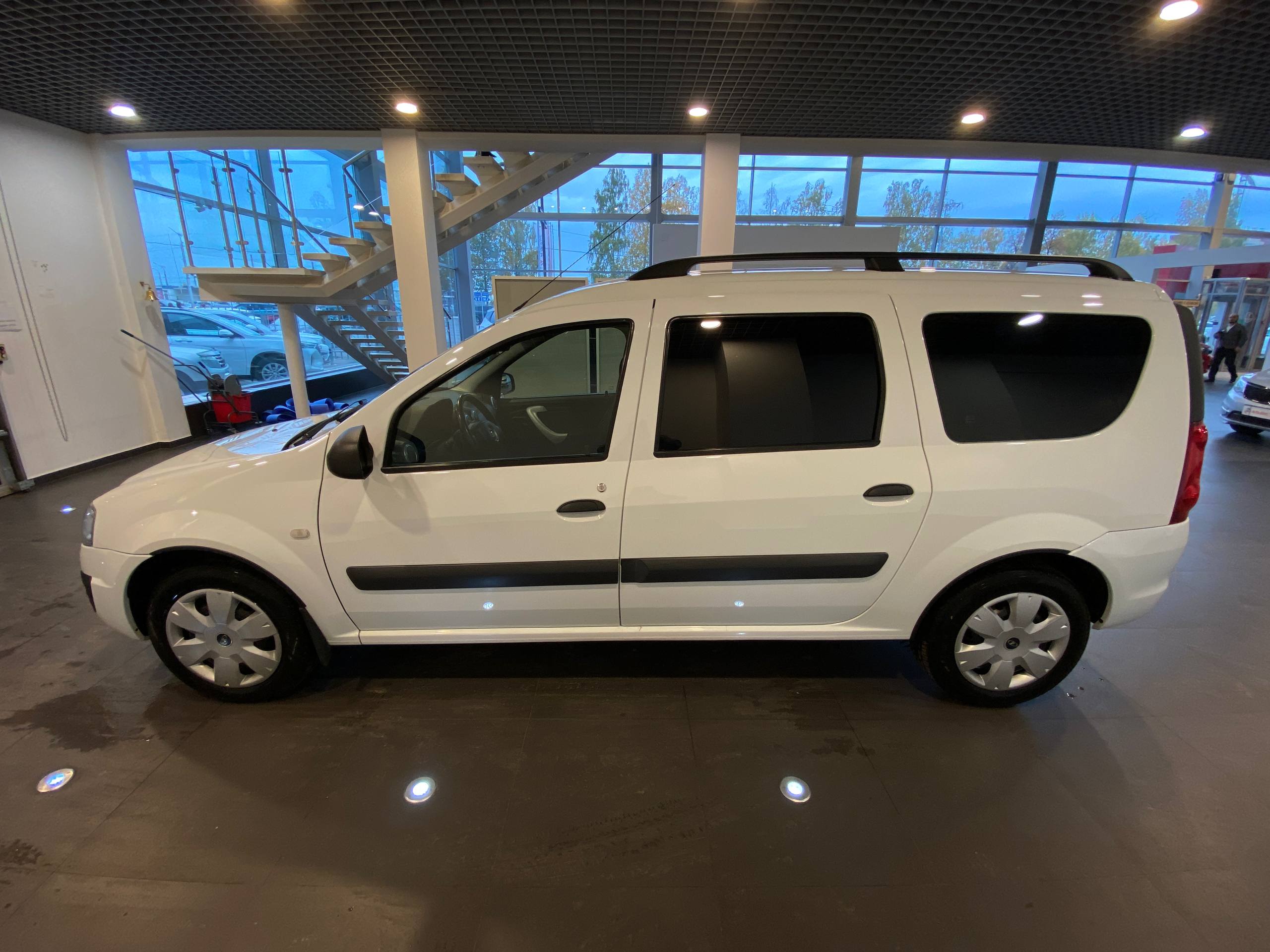 LADA LARGUS