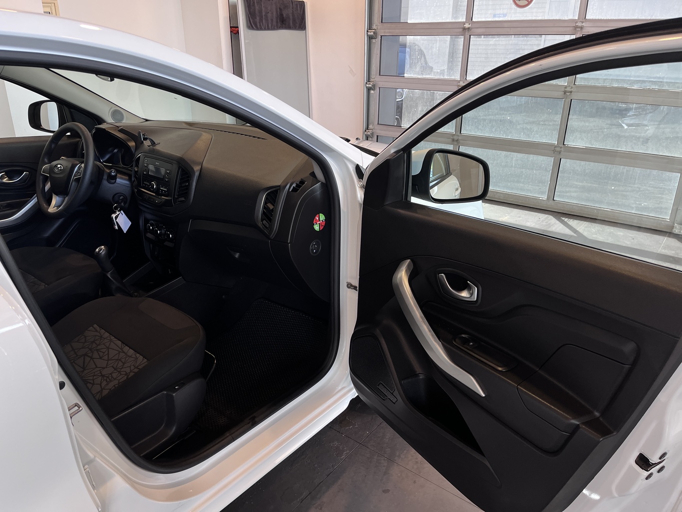 LADA XRAY