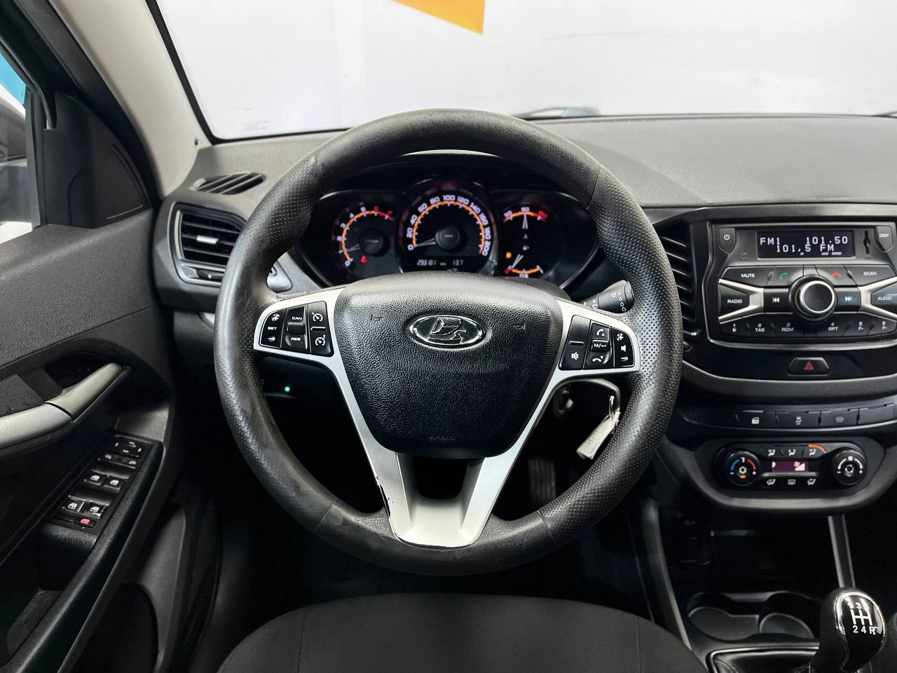 LADA VESTA