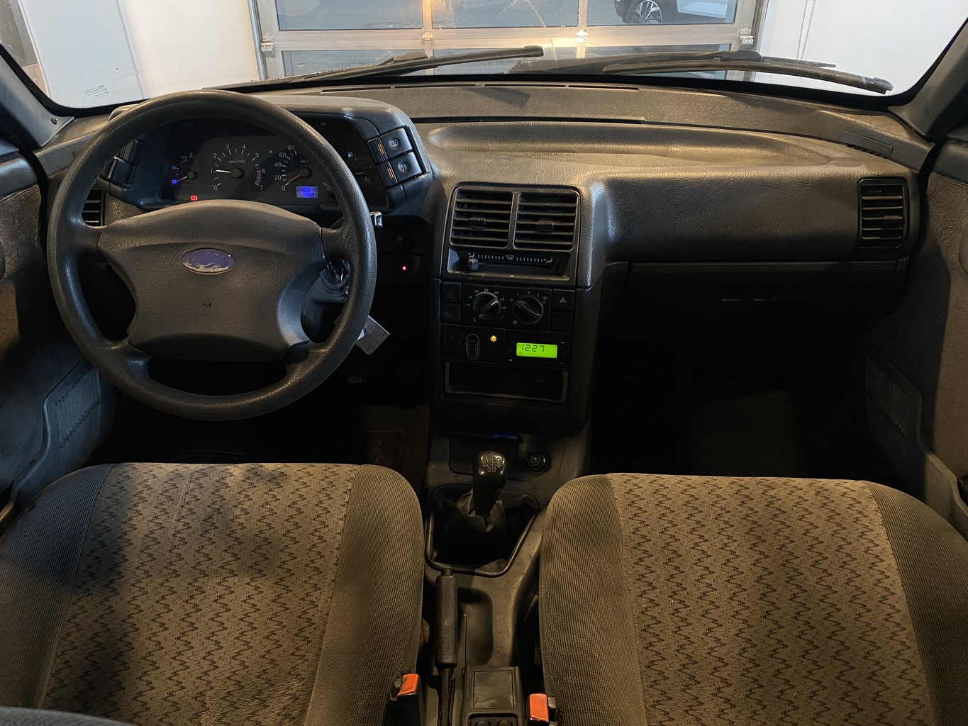 LADA 2112