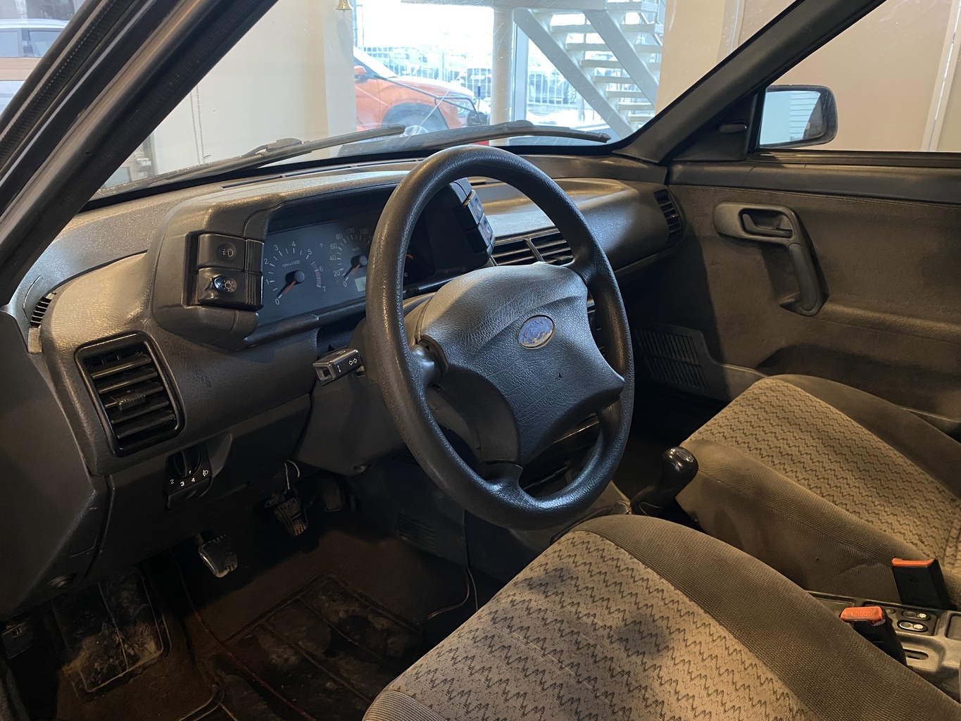 LADA 2112