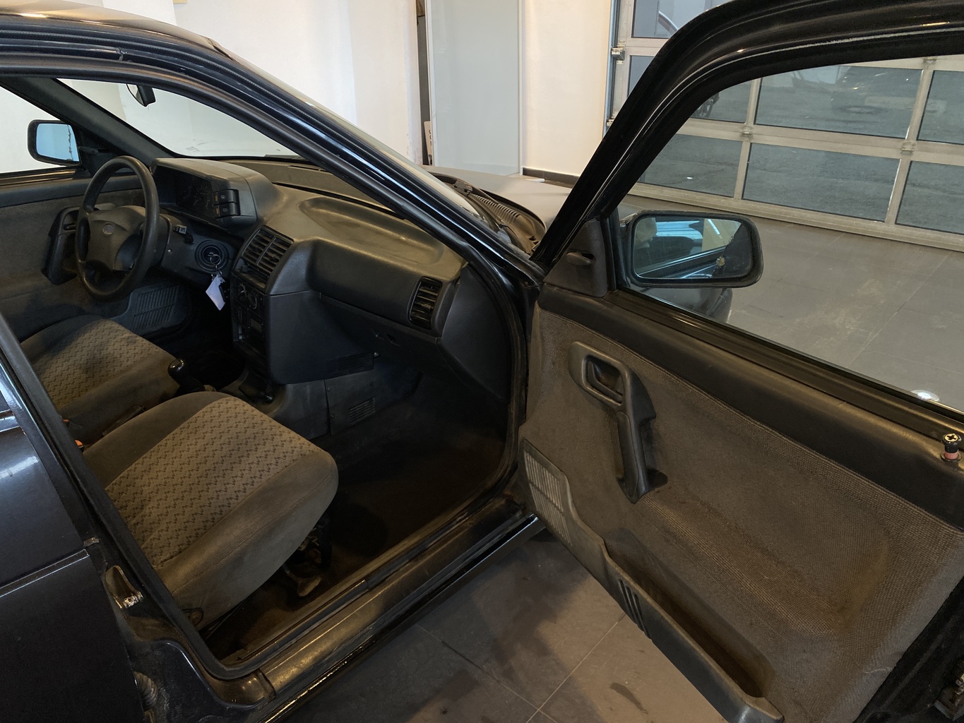 LADA 2112