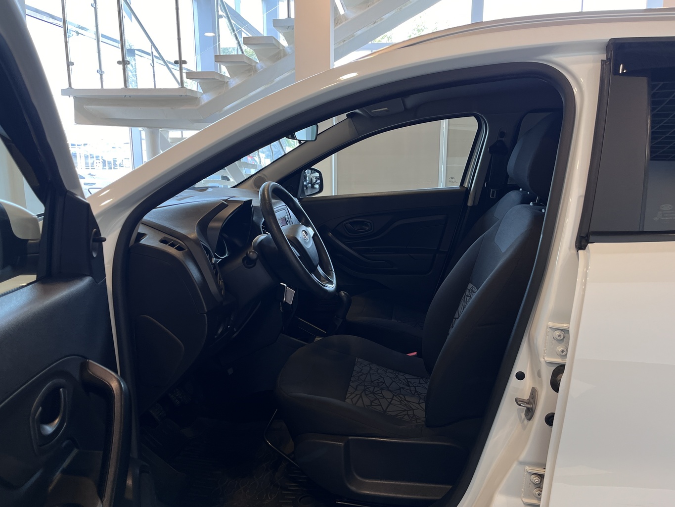 LADA XRAY