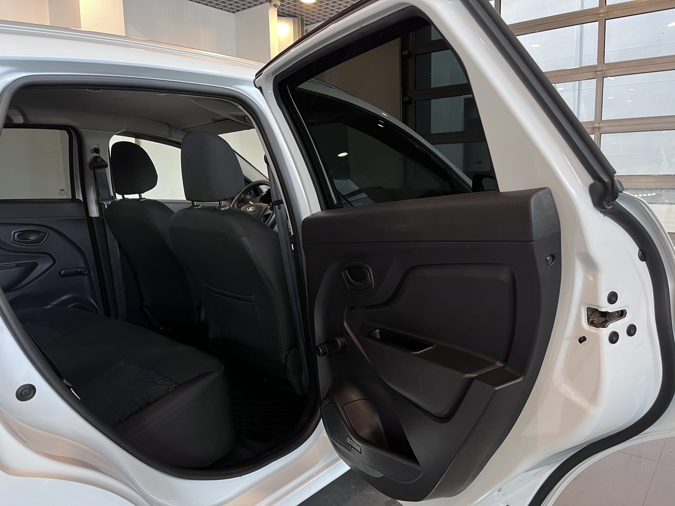 LADA XRAY