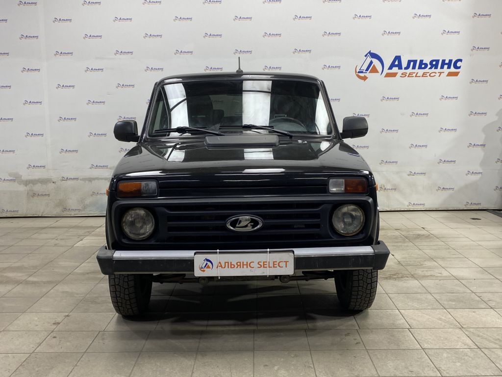 LADA 2121