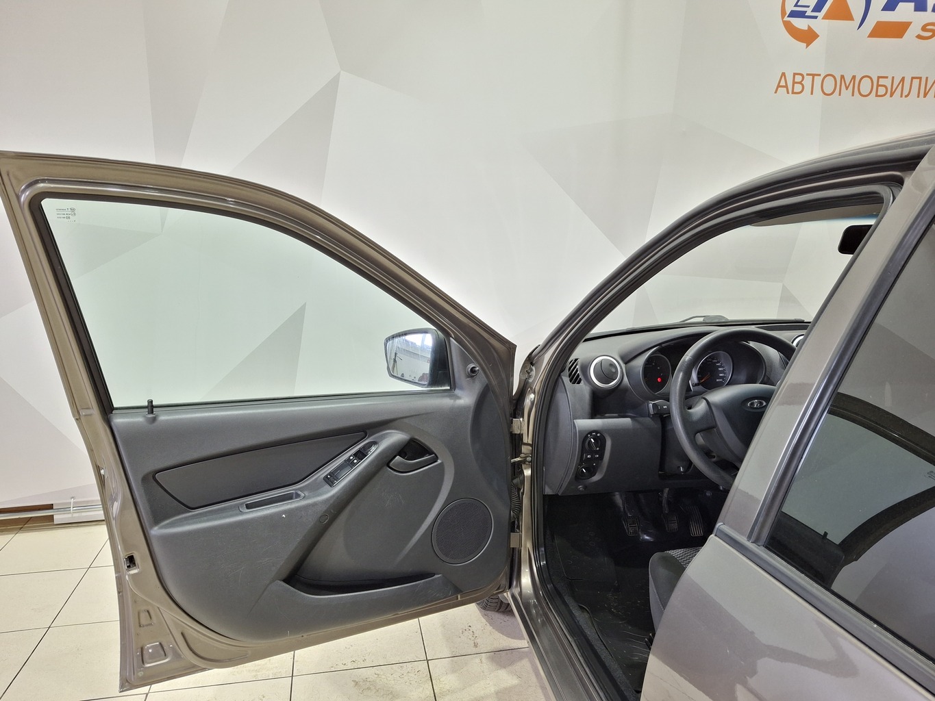 LADA GRANTA
