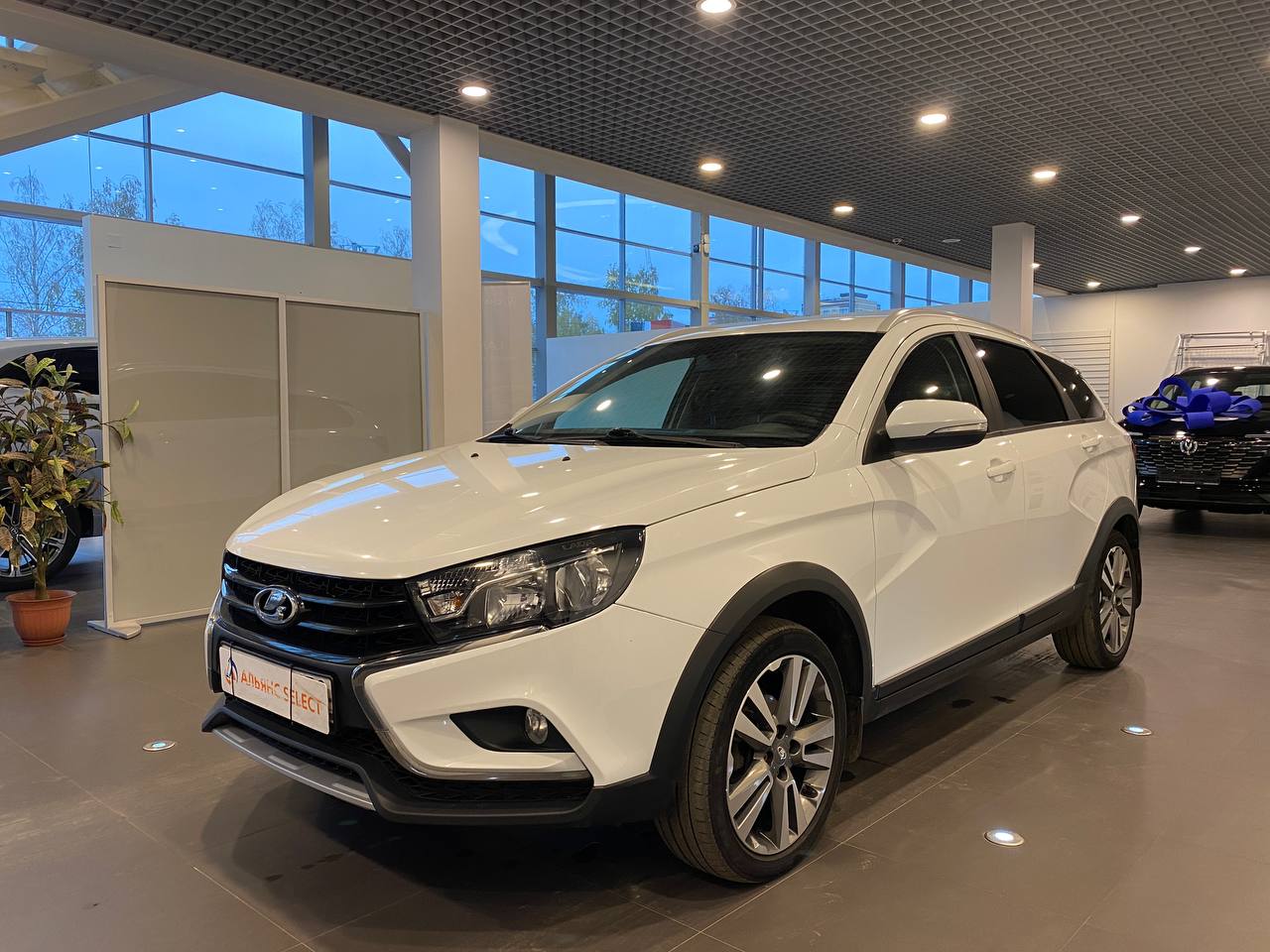 LADA VESTA SW CROSS