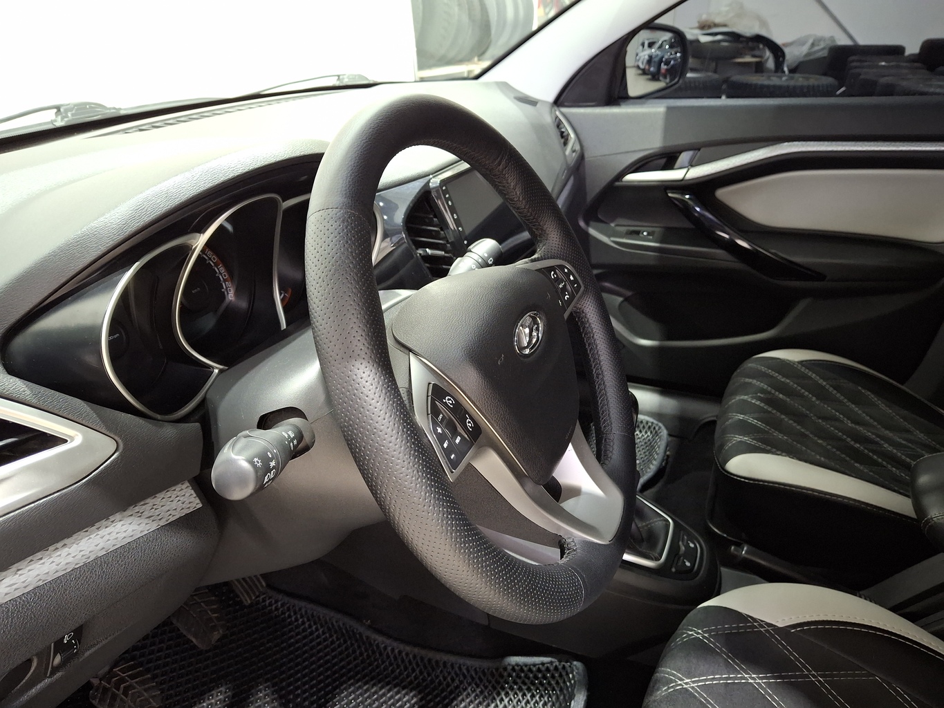 LADA VESTA