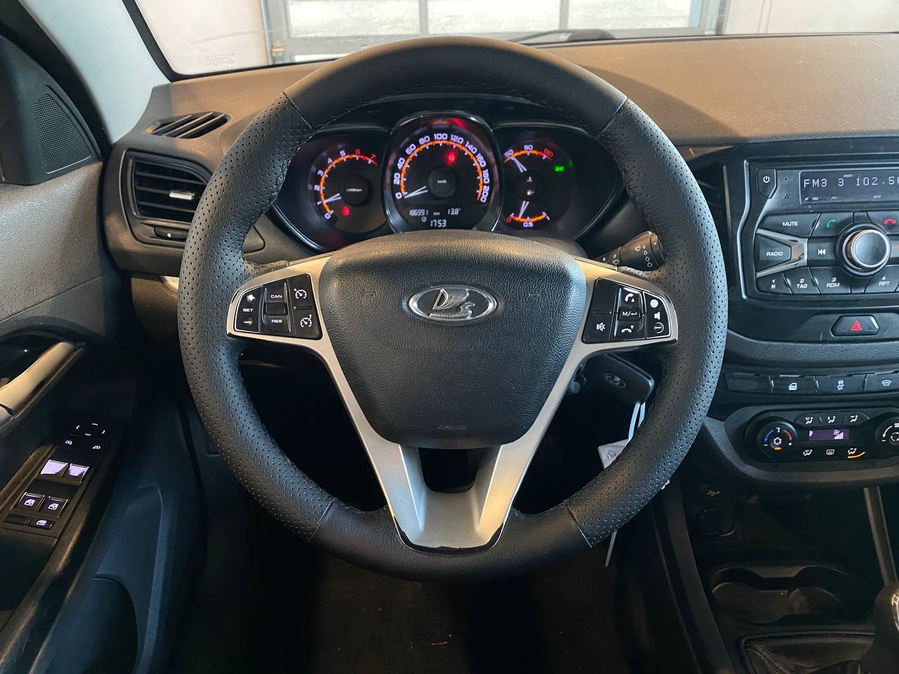 LADA VESTA