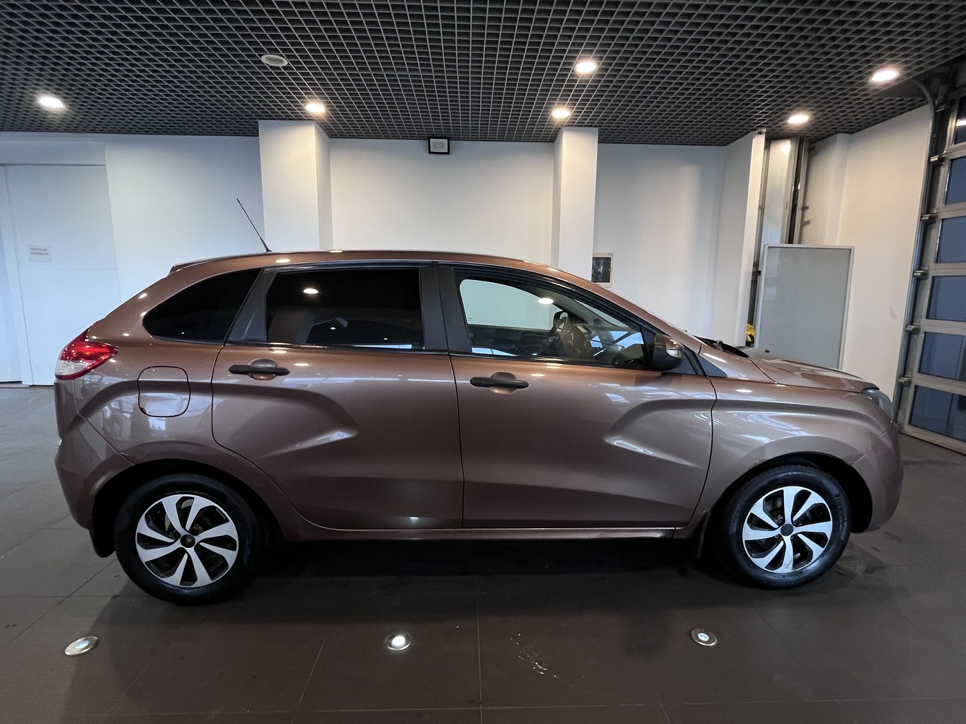 LADA XRAY